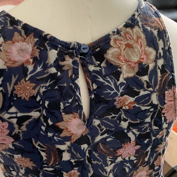AMERICAN EAGLE FLORAL LACE TANK top Blue Size Small - Picture 3 of 6